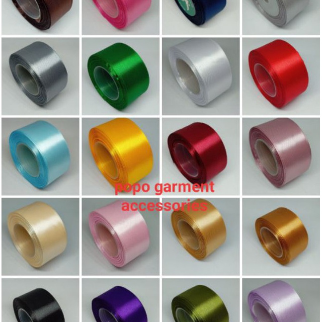 

HJ6 Pita Satin 4 Cm15 inchi per Roll