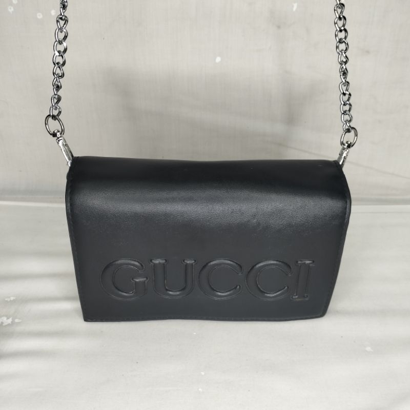 tas selempang Gucci kulit rantai second