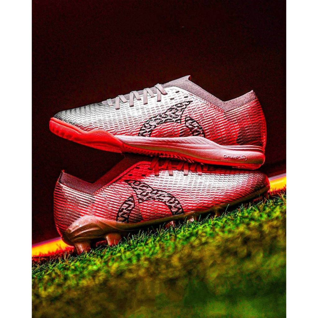 ortuseight catalyst liberte v3 anodized silver fg/in sepatu bola/futsal original