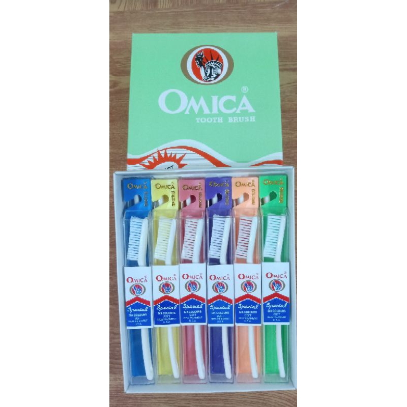 Sikat gigi dewasa Omica 600
