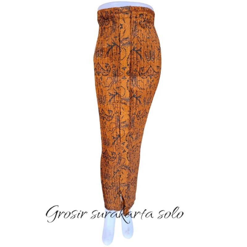 Rok Plisket Batik Motif Wahyu Tumurun / Rok plisket Batik wiru