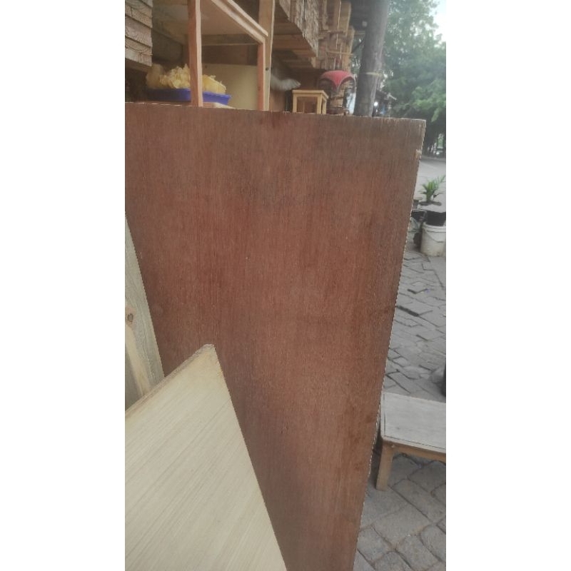 

multeriplek buat tatakan ukuran L60xP113 xTebel 12ml