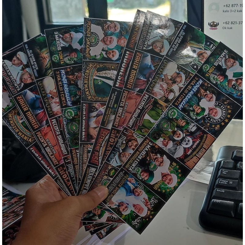 

STICKER MAJELIS SHOLAWAT (SYEKHERMANIA, ZAHIR MANIA, MAFIA SHOLAWAT, TIGA MAJELIS, PERINDU NABI) KUALITAS FOTO HARGA MURAH BISA PILIH DESAIN