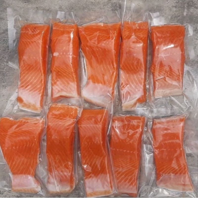 

Atlantic Salmon Portion Fillet Frozen - 200gr