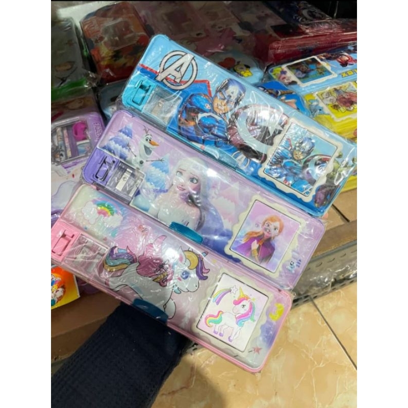 

Pencil case kalkulator/ tempat pensil magnet + kalkulator + serutan