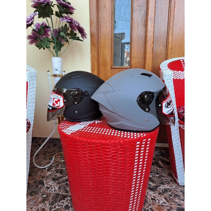 HELM NHK S1 GP PRO SOLID FULL WARNA ORIGINAL PRODUK