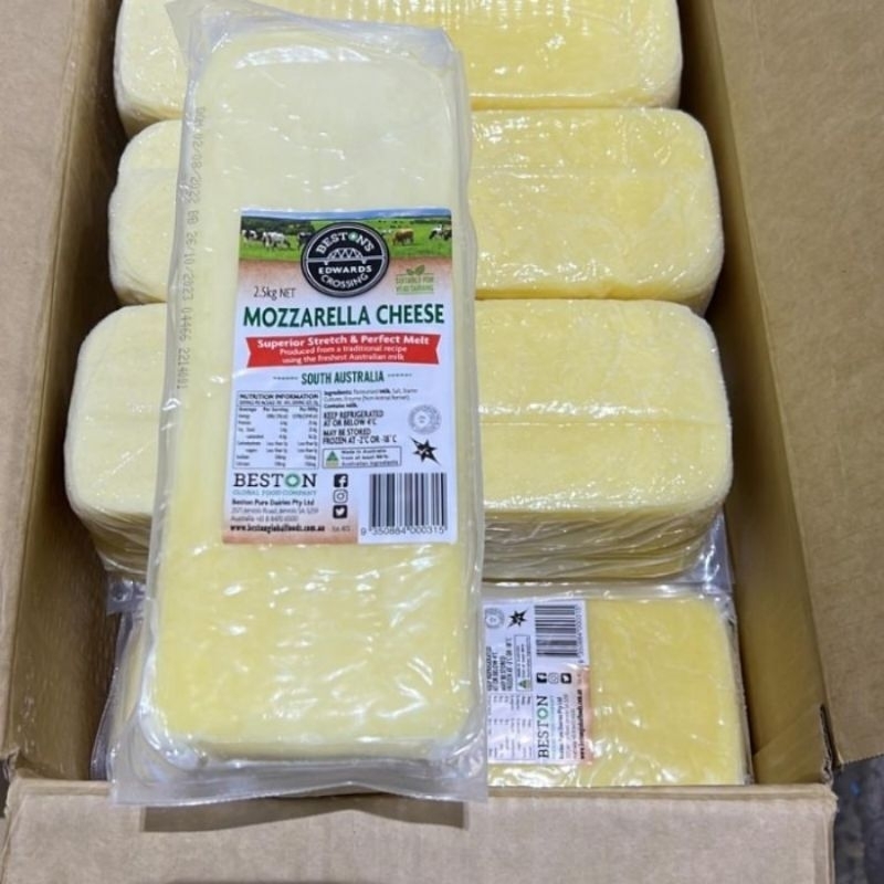 

Mozarella cheese keju block BESTON cutting/sliced 1 kg