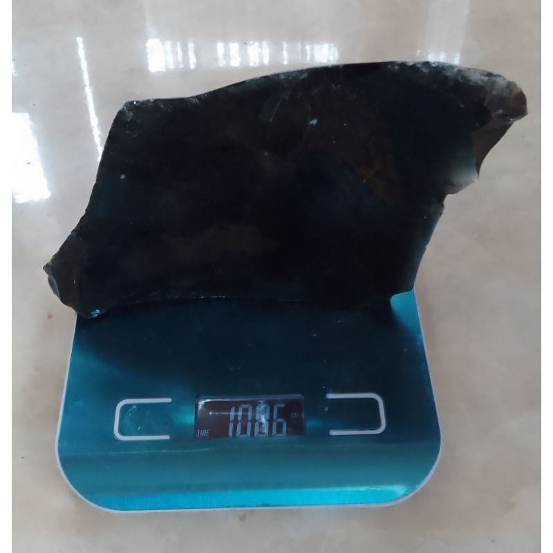 Batu Obsidian Bahan Hitam 1