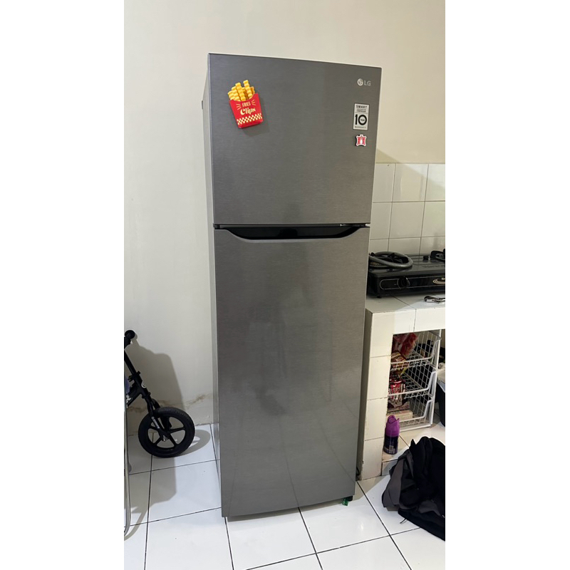 LG Kulkas 2 Pintu GNB272SQCB Smart Inverter 254 Liter