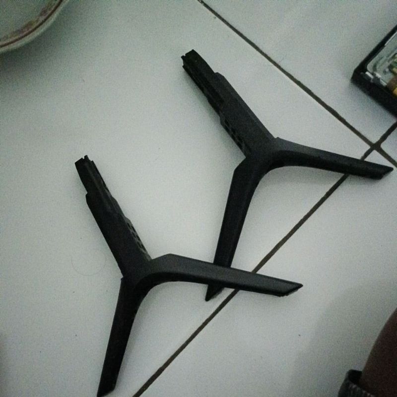 stand kaki tv led samsung 43TU7000K