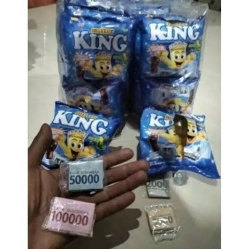 

Chiki KING viral berhadiah uang tunai (1 renceng isi 10pcs)