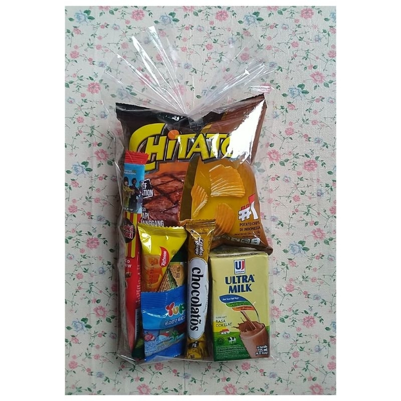 

Hampers Bingkisan Ulang tahun ultah Anak Snack Susu Ultra bentuk kipas