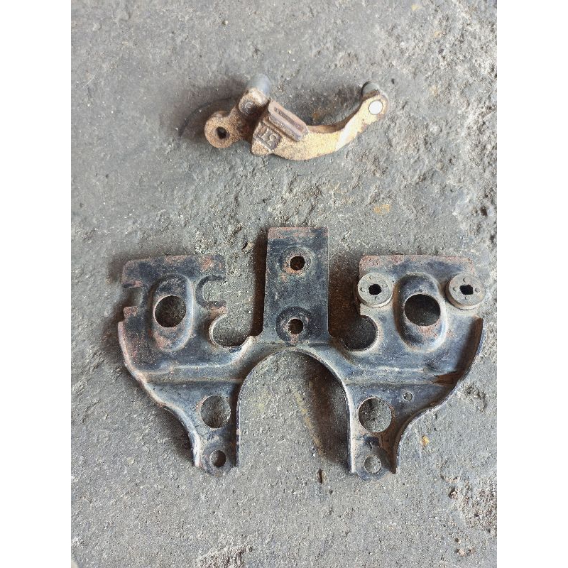 bracket kaliper caliper dan bracket speedometer RX king RX s rxspecial rxk original bekas