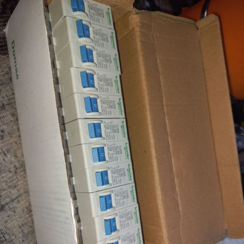 mcb shineider 50a baru milik pln