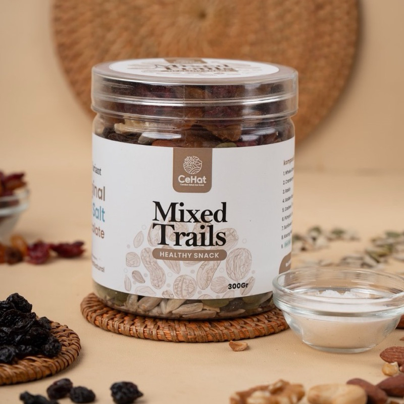 

CeHat Trail mix Sea Salt Premium Cemilan Sehat Enak Diet Rendah Kalori With Roasted Kacang Almond Mete Nut Seed Dried Fruit 300 500 1000 gram