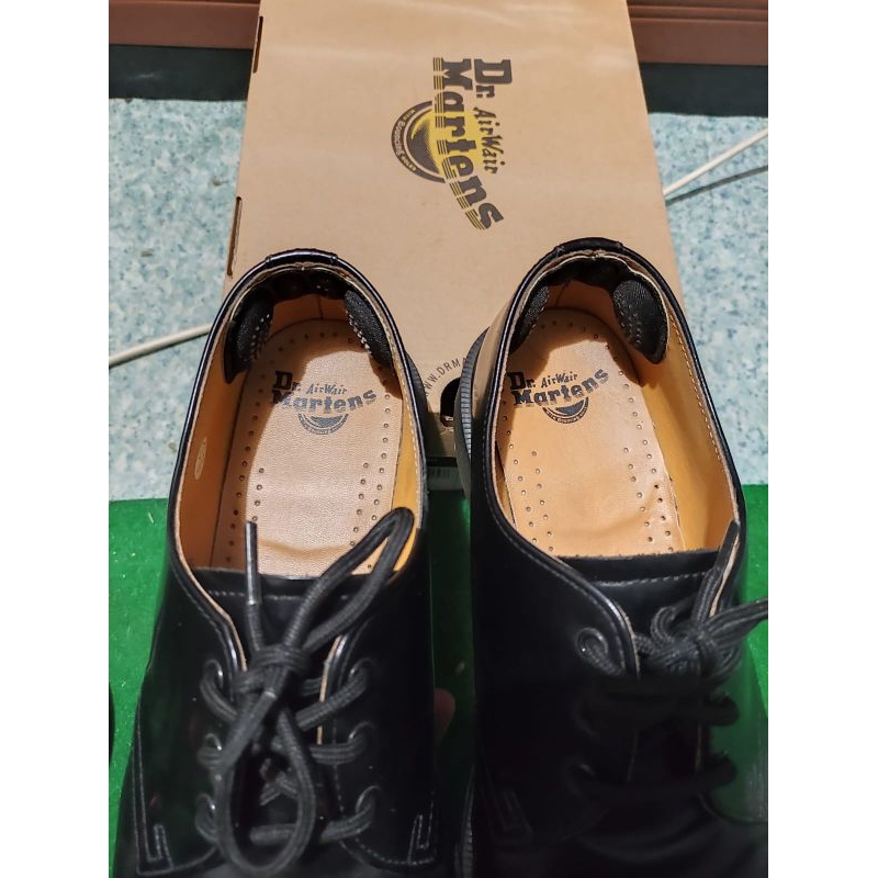 dr martens 1461