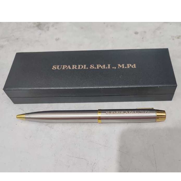 

BONANZA KHUSUS GROSIR Paket Hampers Box Pulpen dan pulpen Custom Corporate Gift Hampers Pulpen Corporate Gift