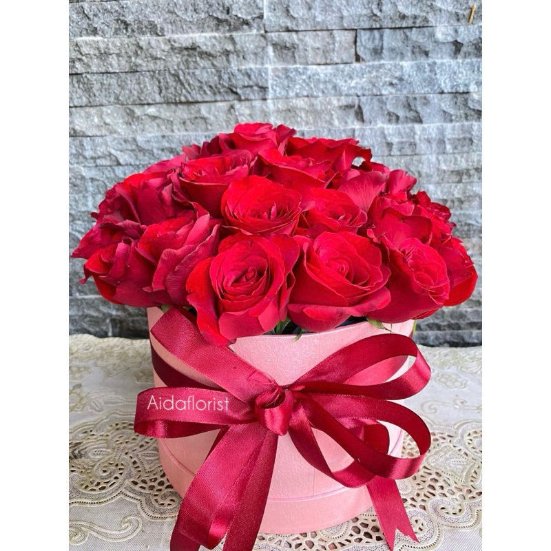 

box flowers / gift flowers