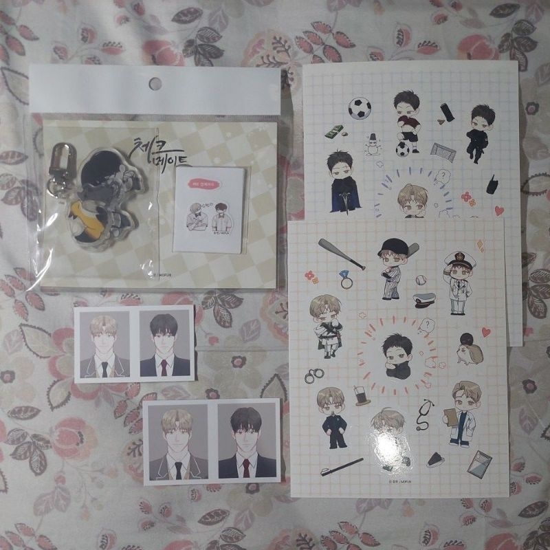 [READY STOCK] OFFICIAL MERCH RANDOM MANHWA KEYRING / STICKER / STICKY NOTES / ID PHOTO