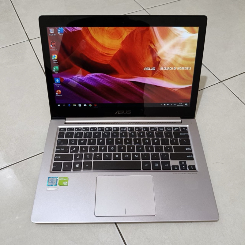 Laptop Asus Zenbook UX303UB, Touchscreen, Ngebut, Lengkap, Intel Core i7 - 6500U, ~ 2,5Ghz Nvidia Ge