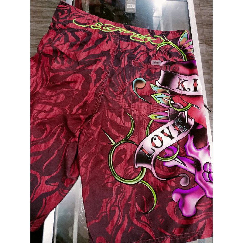 Celana Pendek Hawaii Ed Hardy