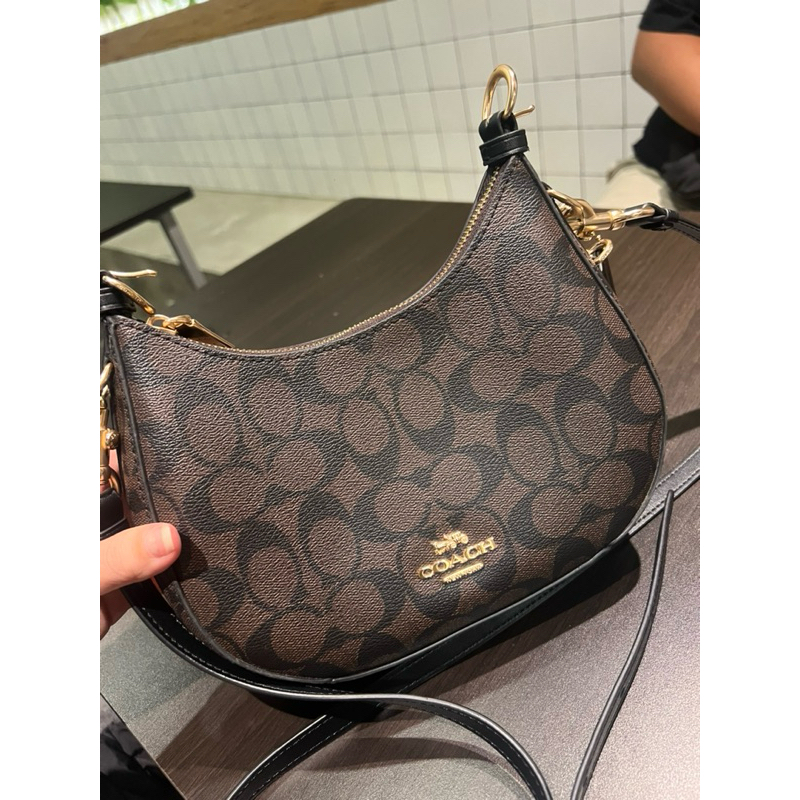 PRELOVED COACH Kleo HOBO In Signature Canvas