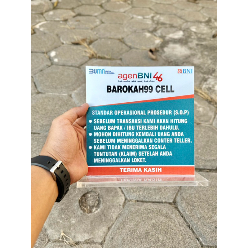 

PAPAN MEJA AKRILIK AGEN BANK BNI UKURAN 18x18CM BAHAN TEBAL