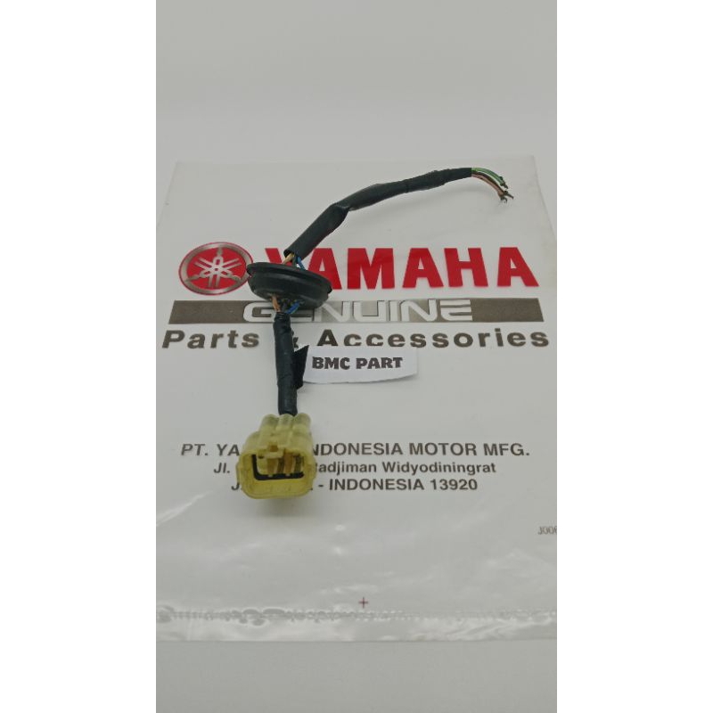 Soket kabel headlamp depan kabel soket fitting lampu depan yamaha xmax vixion r15 v3 Original