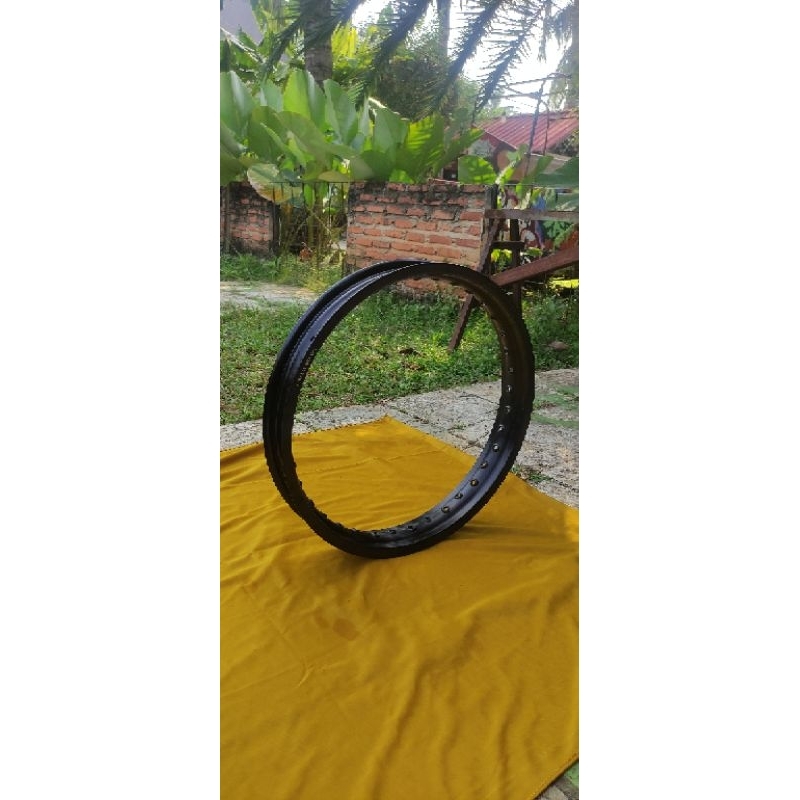 VelgR18jari-jariHitamExBenelliPE250Efi