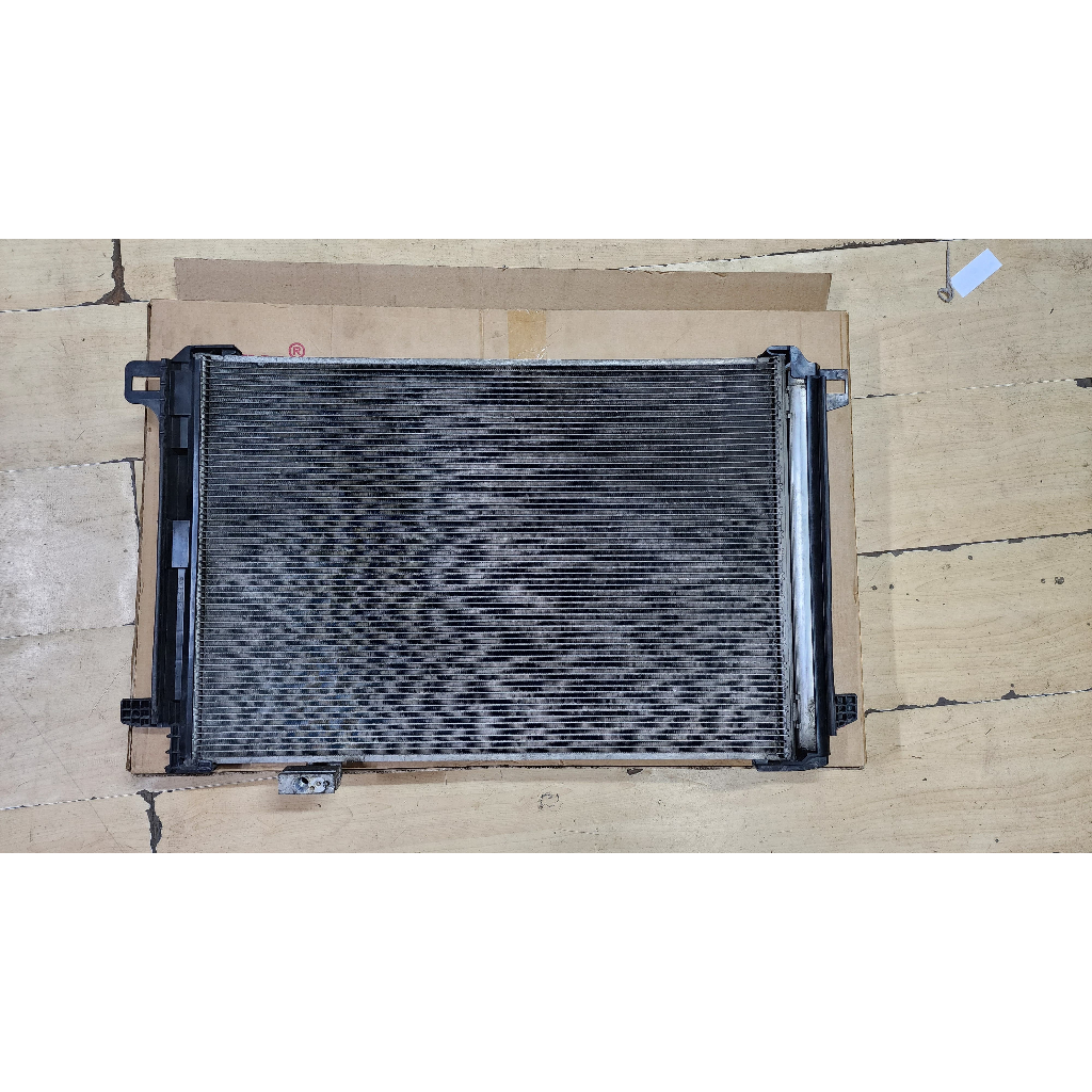 Condensor ac w212 mercedes benz