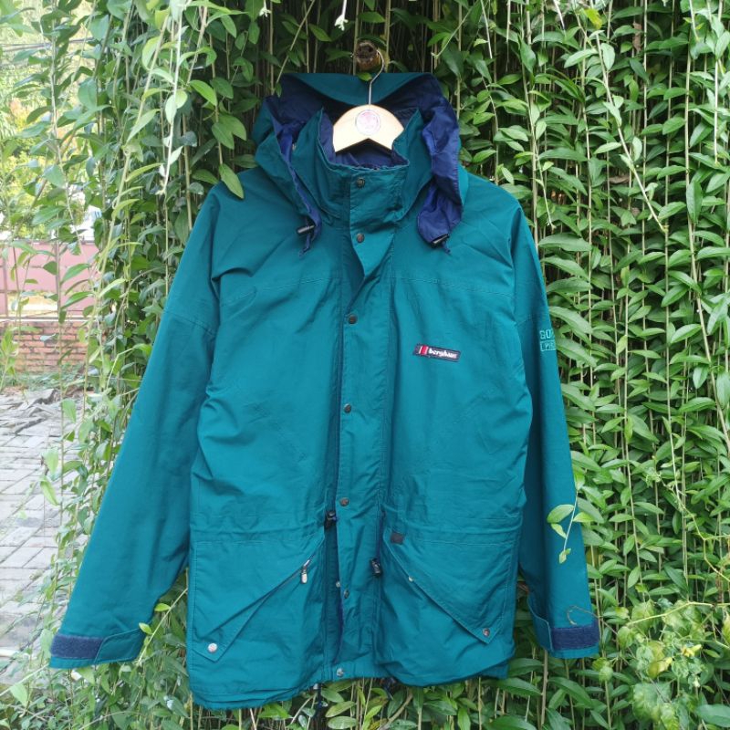 JAKET OUTDOOR BERGHAUS GORETEX VINTAGE 90'S