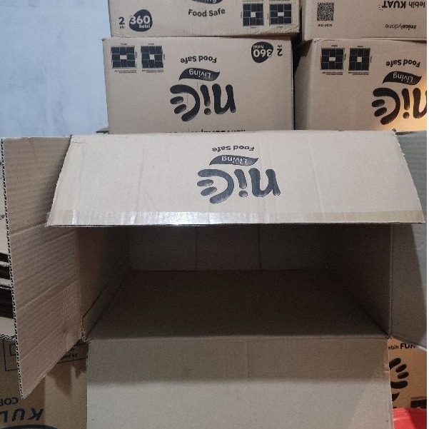 

Kardus Tebal Serbaguna Cocok Untuk Pindahan