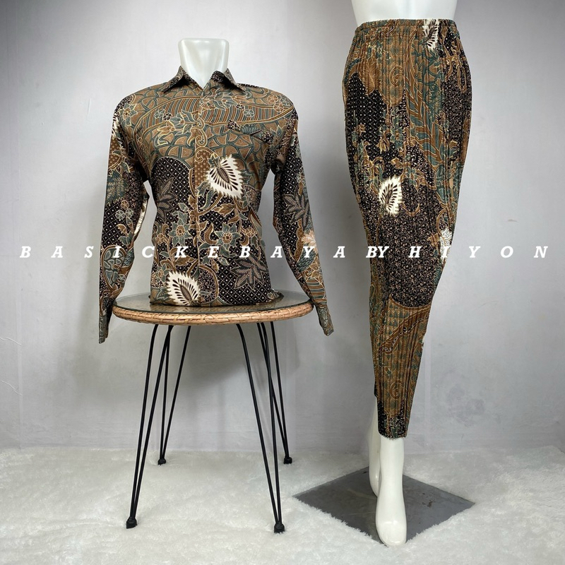Saudah Kebaya - Kemeja Batik Pria Couple Pasangan Rok Plisket Wisuda Lamaran