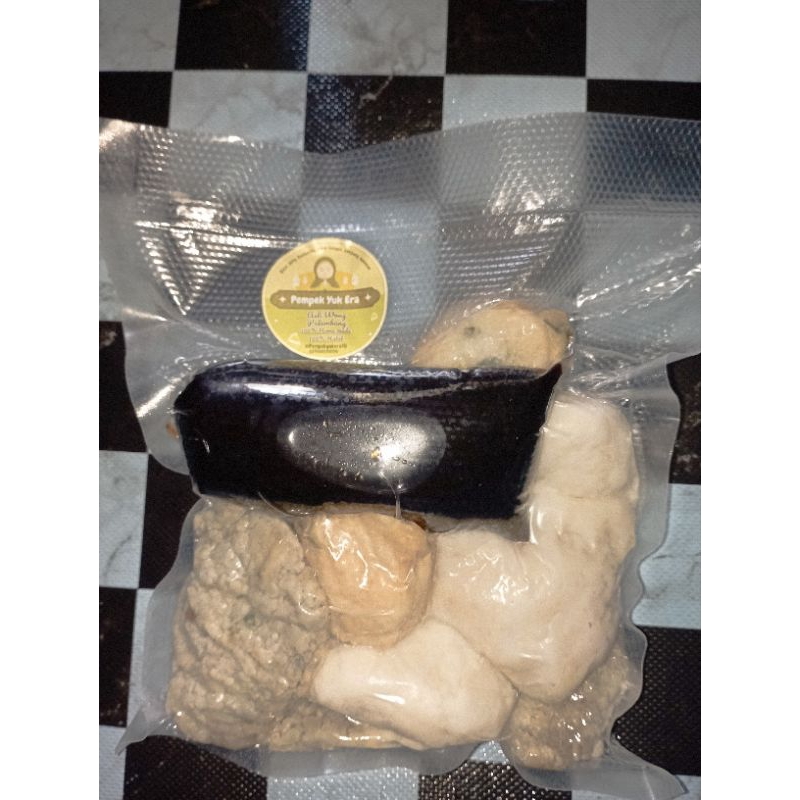 

pempek ikan premium mix 10 pcs