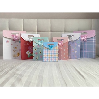 

Goodie Bag Hiialfi packing paperbag Hampers lucu aestetic tidak bisa pilih warna at motif by hiialfi