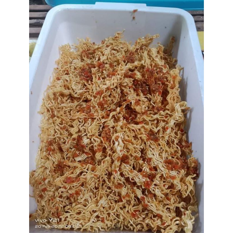 

MIE KERITING PEDAS KEMASAN 1KG