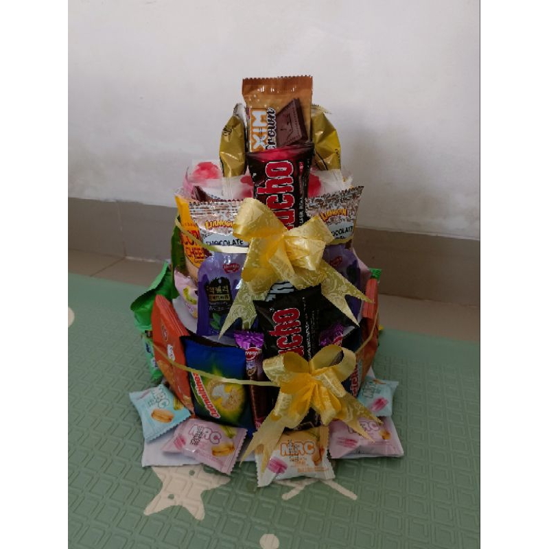

Makanan Import dan lokal