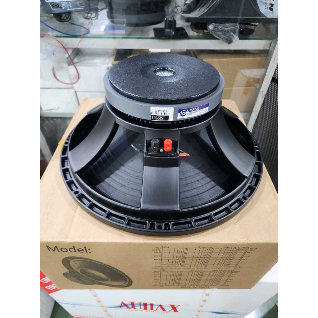 (PETI KAYU) speaker 15 inch model RCF 15P530 . 15 P530 . 15 P 530