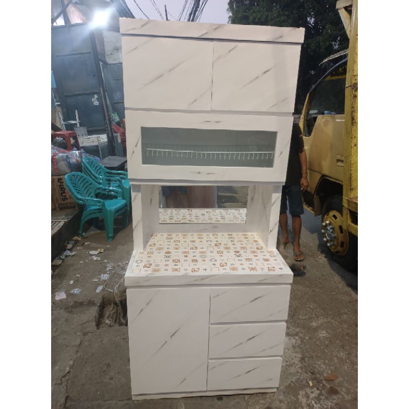 rak piring lemari sayur minimlais motif marmer model new baru pintu hidrolik buka tutup sleding cerm