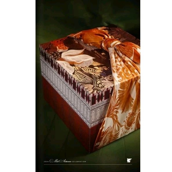 OPEN PO Moon cake Hotel JW Marriott surabaya , mooncake package isi 4 pcs , kue bulan premium