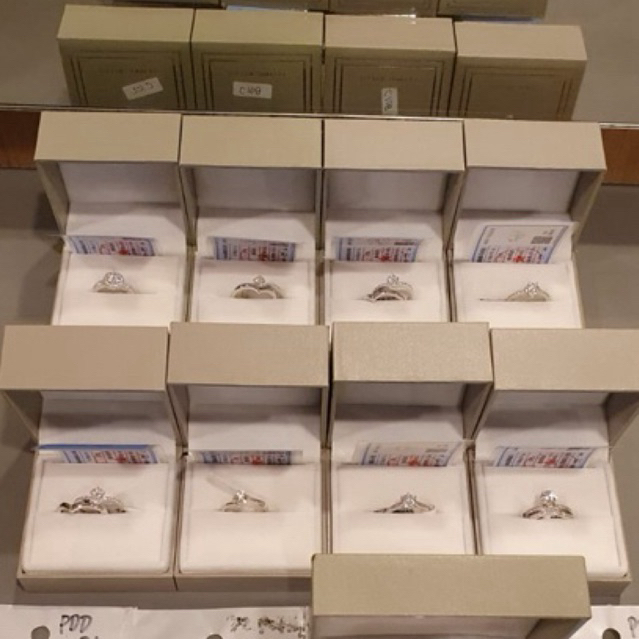 Diamond Moissanite