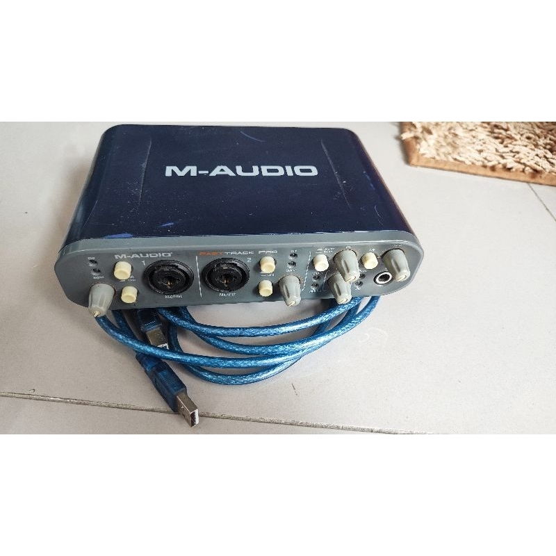 M Audio Fast Track Pro / Soundcard M audio 2in4 Second (Bekas)