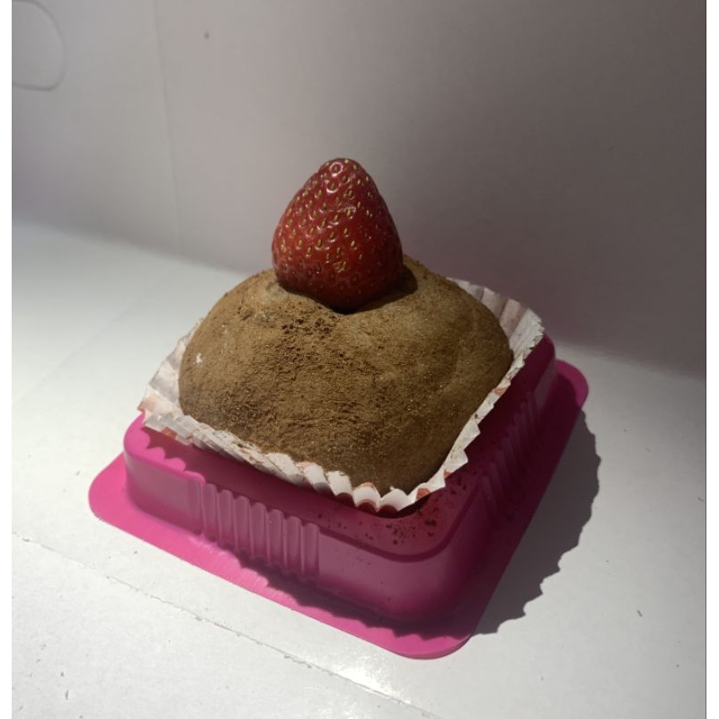 

Daifuku Double Choco strawberry 1 pcs