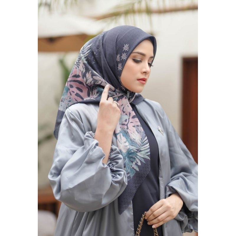 Buttonscarves Tropicale Extended