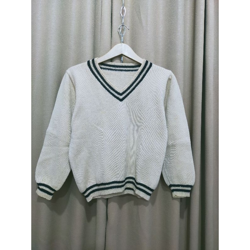 sweater academia cream