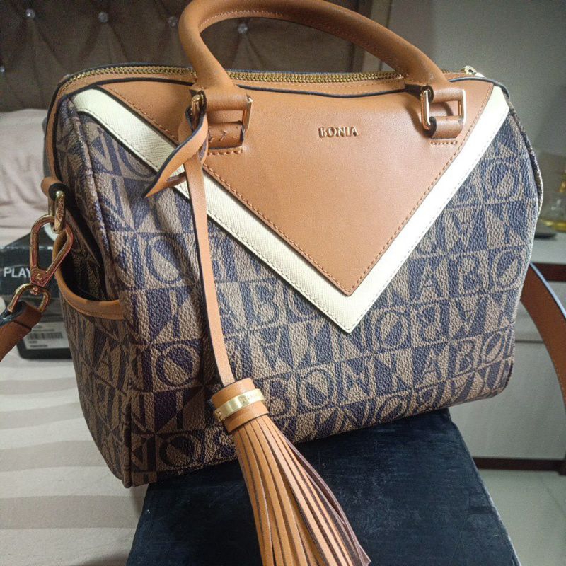 Bonia Speedy bag