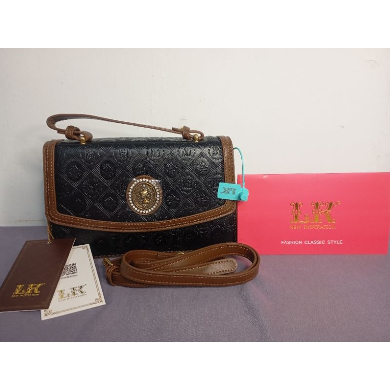Tas selempang Merk LK