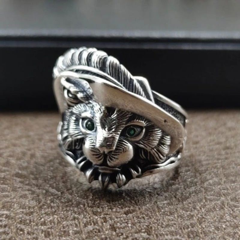 Cincin Kucing Zorro Mata Ruby / Punk Retro Hip Hop Adjustable