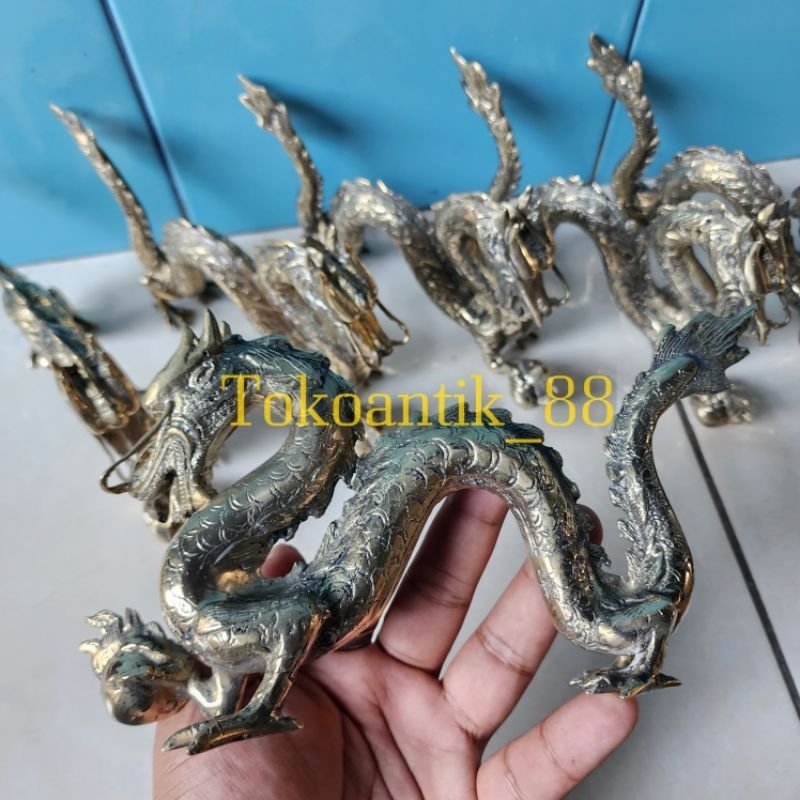 Patung Naga Emas Kuningan / shio naga / dragon ball / naga emas