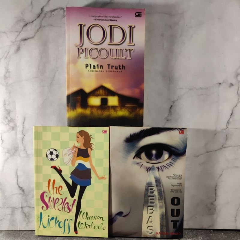 Buku / Novel Jodi Picoult, The Sweetest Kick off, Out Bebas, Plain Truth, Wiwien Wintarto, Natsuo Ki